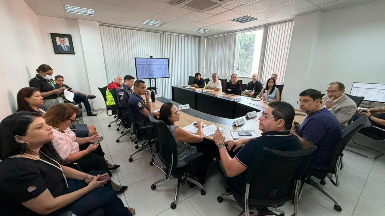 Colegiado da Prefeitura de Manaus define detalhes da realização das provas dos concursos da Semmas e CGM no domingo