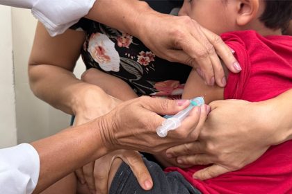 Prefeitura de Manaus alerta que 71% das crianças, idosos e gestantes ainda não se vacinaram contra a gripe
