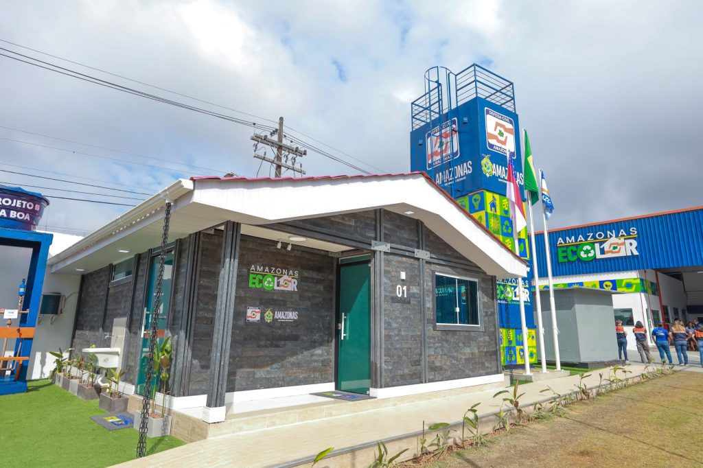 Marco histórico: Governo do Amazonas estabelece diretrizes para a Habitação de Interesse Social Sustentável