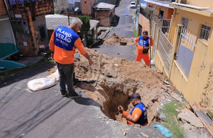 Petrópolis recebe recuperação de rede de drenagem profunda da prefeitura na rua Nova Olinda