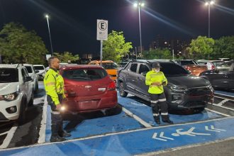 Prefeitura de Manaus reforça respeito às vagas especiais e garante direito de pessoas com mobilidade reduzida