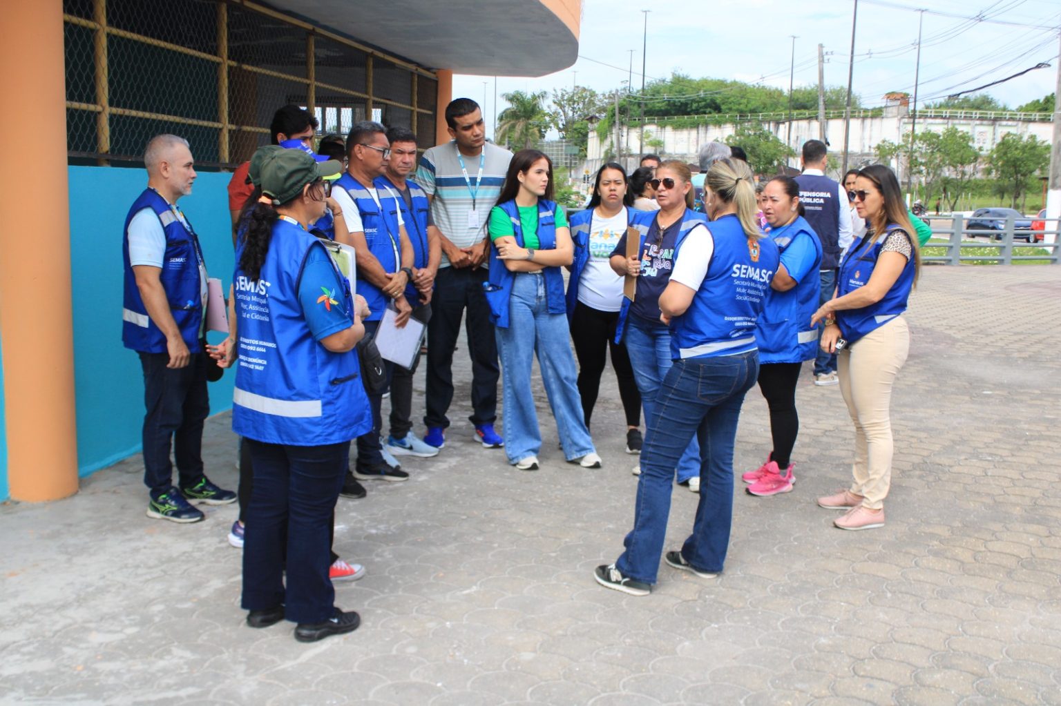 Prefeitura realiza operação ‘Orla Manaus Segura’ na zona Sul e atende 30 pessoas com serviços sociais