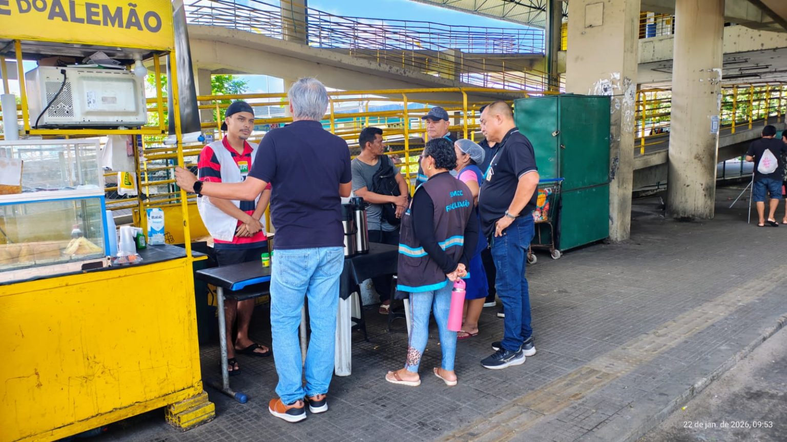 Prefeitura de Manaus inicia ação de ordenamento e fiscalização nos terminais T4 e T5