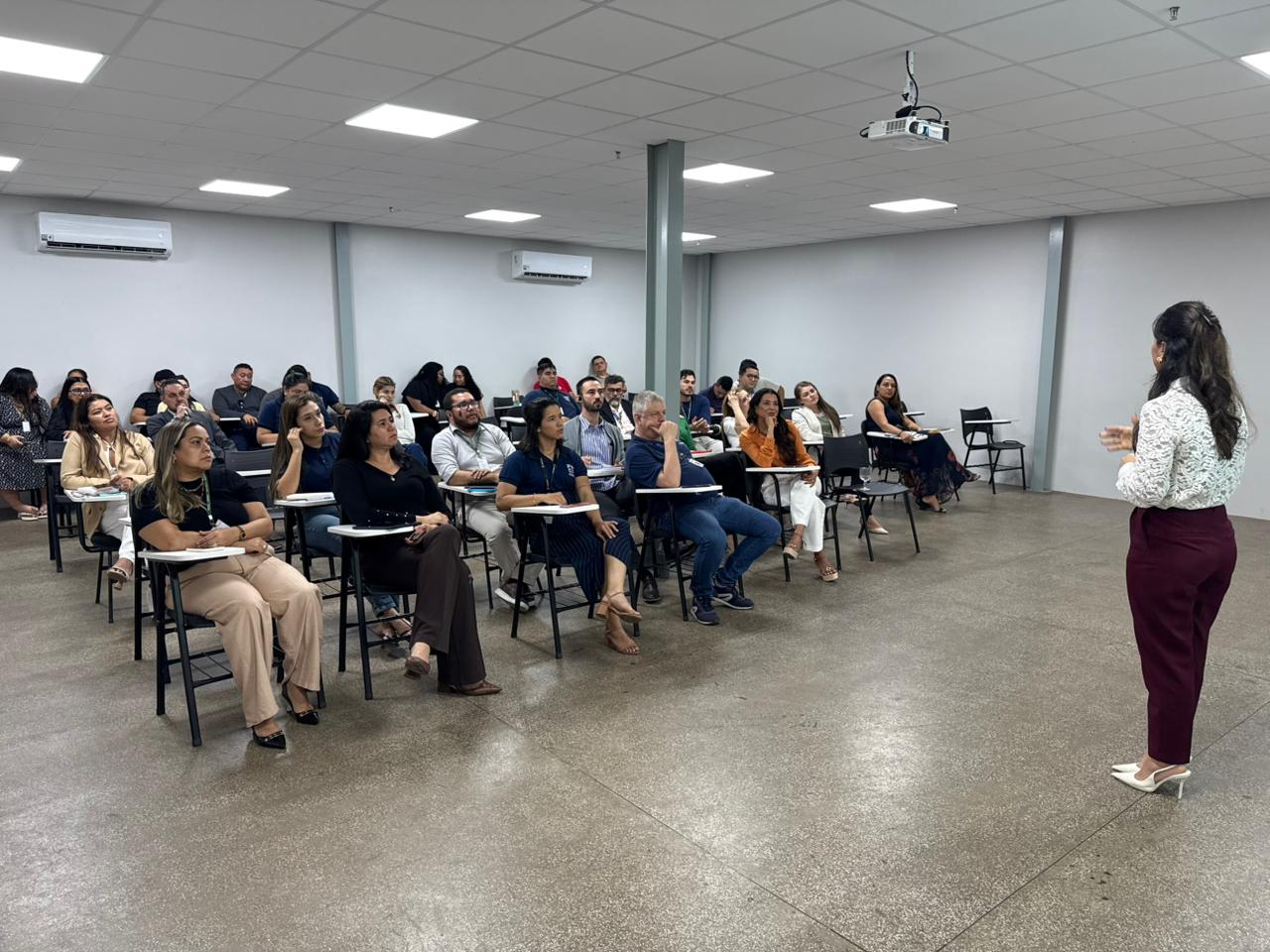 Procon Manaus promove capacitação sobre a Lei Geral de Proteção de Dados