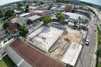 Prefeitura de Manaus transforma área degradada em novo espaço de esporte e lazer no conjunto Mundo Novo