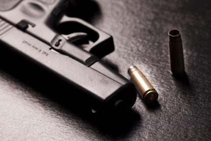 Lei amplia porte de arma para policiais legislativos de assembleias estaduais