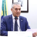 Comissão aprova projeto que define atribuições para cuidadores de idosos