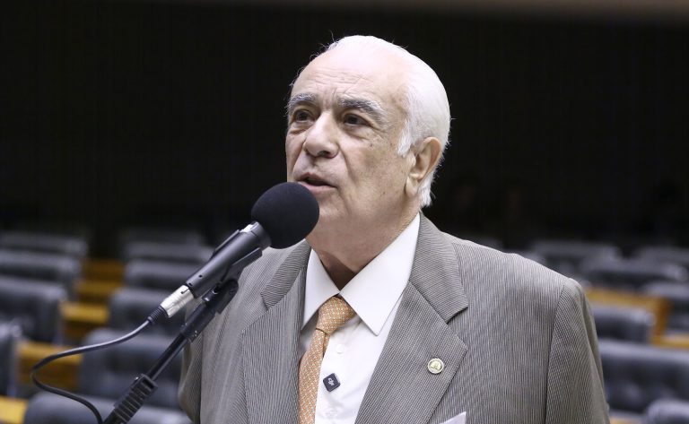 Projeto proíbe reconhecimento de união estável após falecimento de um dos parceiros