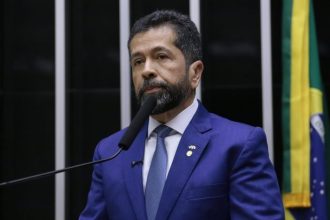 Comissão aprova inclusão dos catadores de caranguejo no seguro-defeso