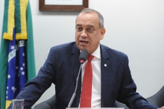 Comissão aprova prioridade no Minha Casa, Minha Vida para jovens que saíram de abrigos