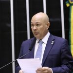 Comissão aprova isenção de tributos para notebook de uso pessoal trazido do exterior por viajantes