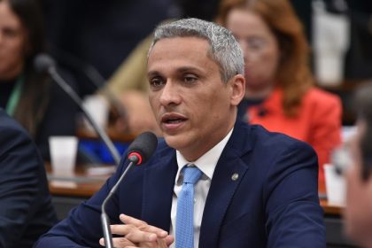 Comissão aprova proibição de propaganda com apelo erótico envolvendo crianças e adolescentes