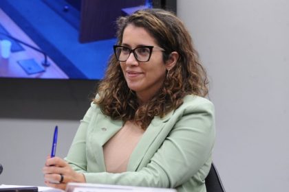 Comissão aprova recursos para acessibilidade e incentivo a bibliotecas comunitárias