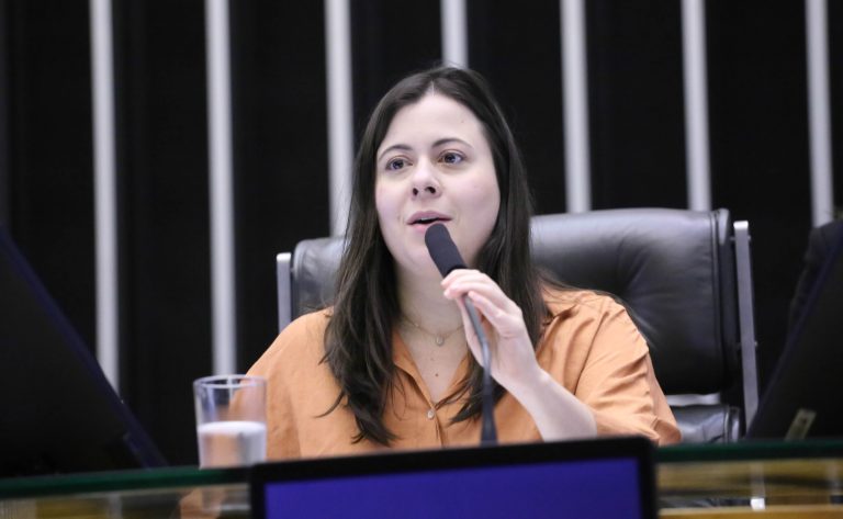 Comissão de Educação aprova projeto que garante merenda em situações de calamidade pública