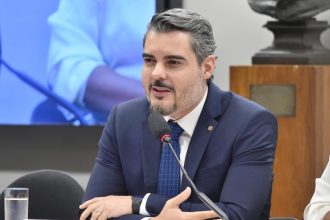 Comissão aprova diretriz para modernização sustentável de pontos de ônibus