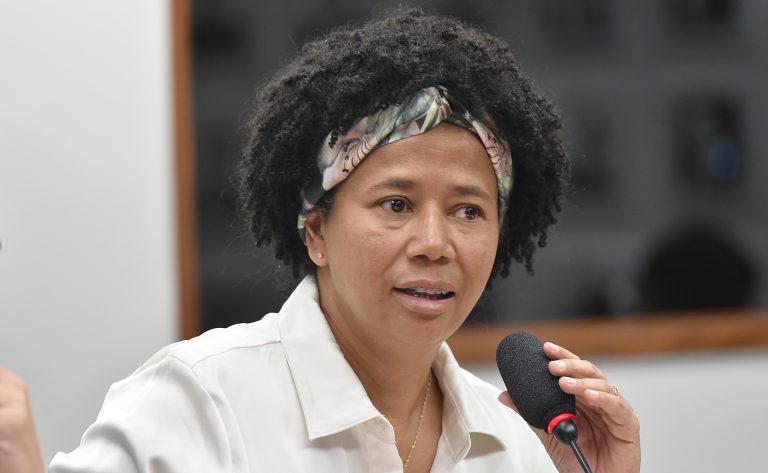 Comissão aprova incentivos para pequenos provedores de internet em áreas remotas