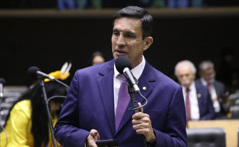 Comissão aprova estudo sobre impacto de tecnologias digitais no aprendizado escolar