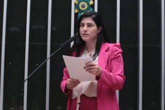 Comissão aprova criação de portal para centralizar informações sobre vagas de residência médica