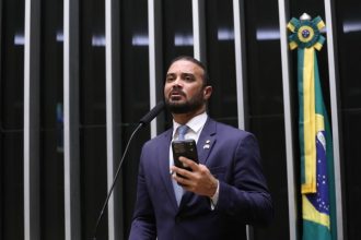 Comissão aprova proposta que veda a separação de presos por facção criminosa