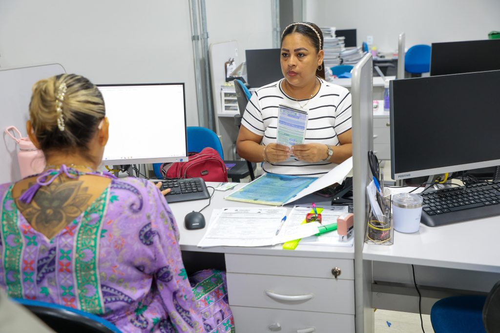 Governo do Amazonas atende 210 famílias do Parque Residencial Liberdade para regularização fundiária