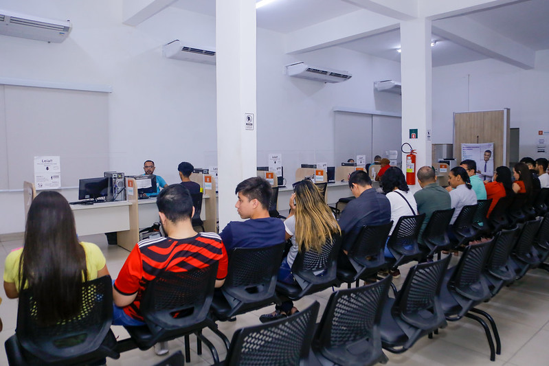 Sine Manaus oferta 562 vagas de emprego nesta sexta–feira, 13/2