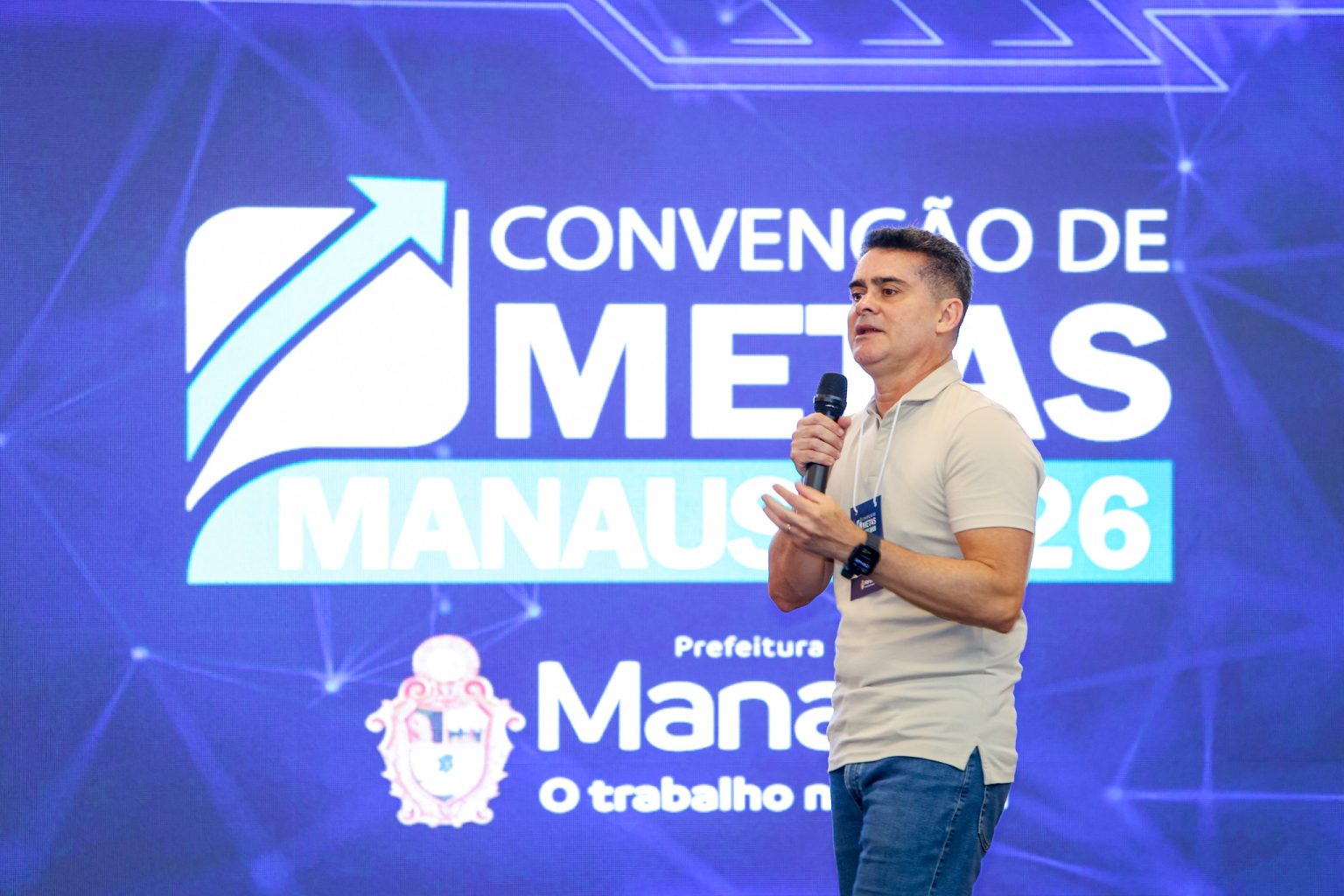 Com balanço de avanços e uso de inteligência artificial, David Almeida pactua metas estratégicas para 2026