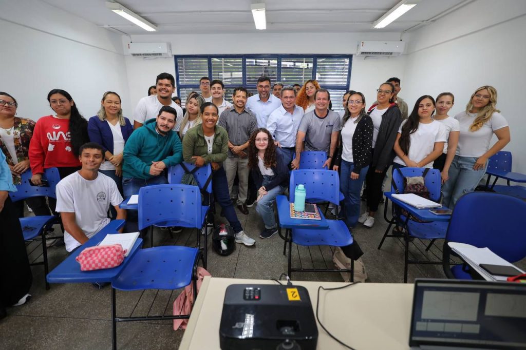 Governador Wilson Lima abre ano letivo do Cetam com mais de 7,6 mil novos alunos na capital