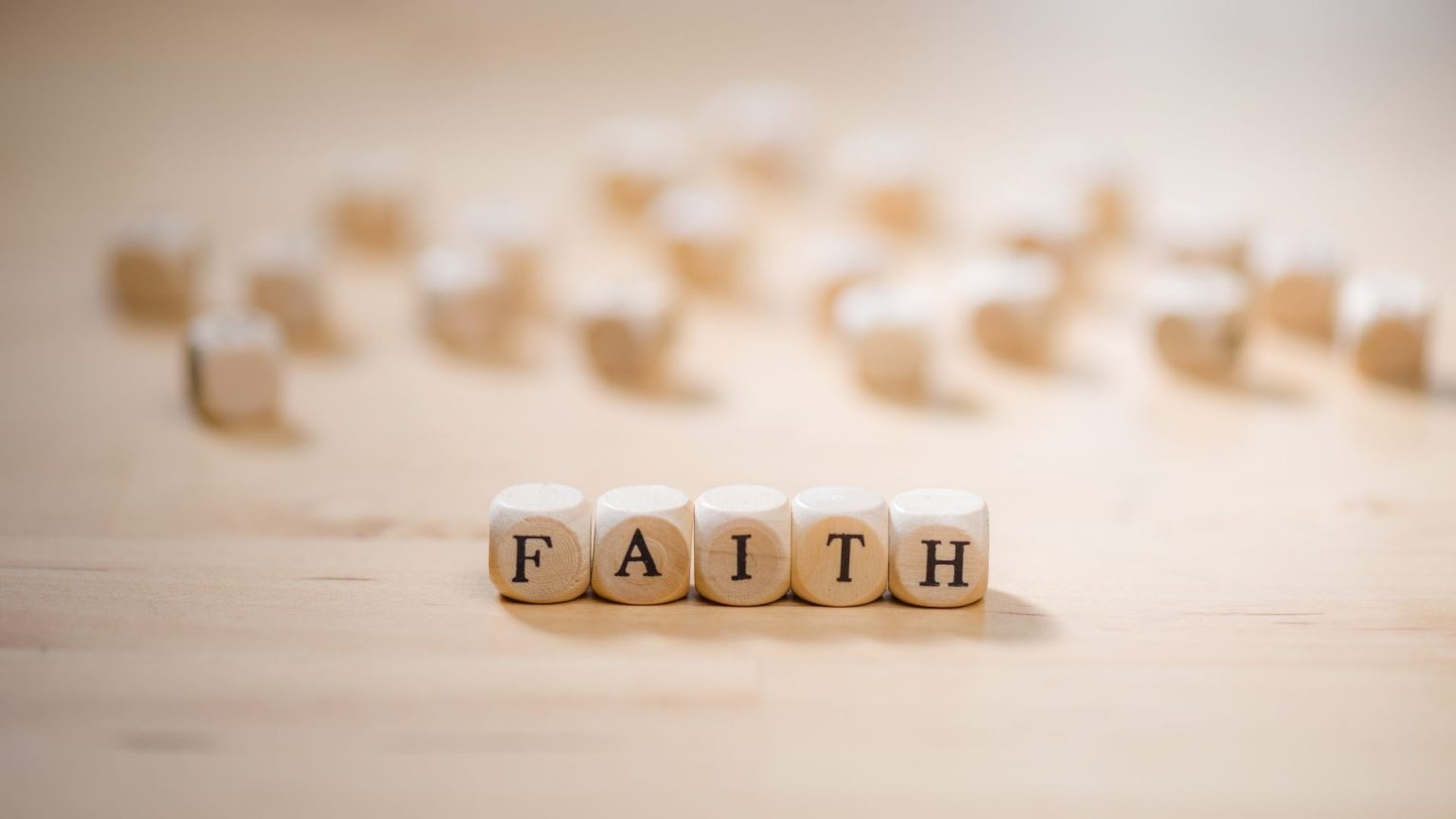 Guardados na Escuridão: A Luz da Fé Que Nunca Se Apaga