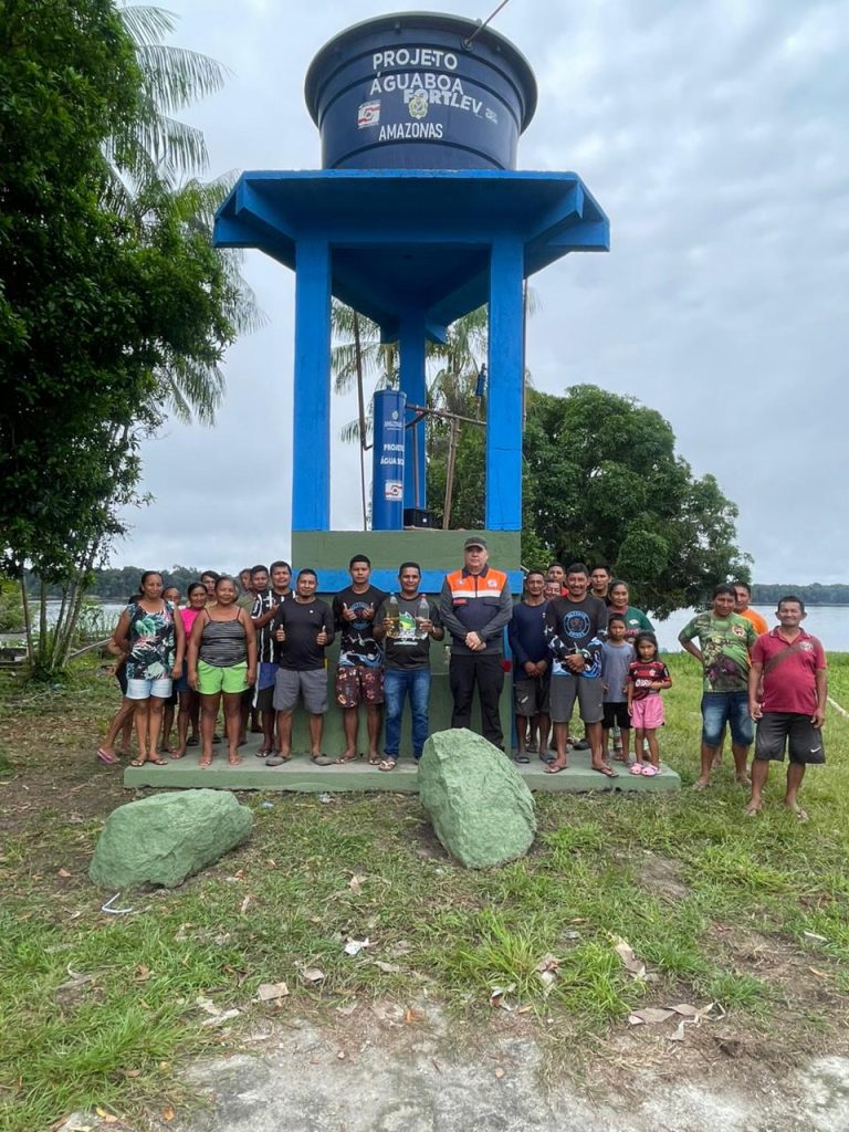 Projeto Água Boa: Defesa Civil do Amazonas leva água tratada a comunidades de Santa Isabel do Rio Negro
