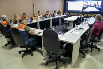 Planejamento logístico reúne órgãos e empresas em encontro conduzido pela Defesa Civil