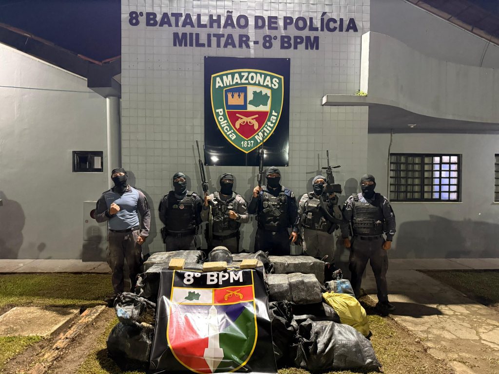 Polícia Militar do Amazonas apreende mais de 800 quilos de droga após patrulhamento fluvial no Alto Solimões