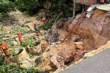 Prefeitura de Manaus inicia obra emergencial e implanta nova rede de drenagem na avenida Autaz Mirim 