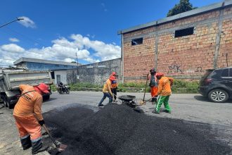 Prefeitura de Manaus realiza grande intervenção de recuperação asfáltica no bairro Alfredo Nascimento