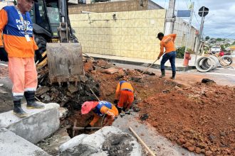 Prefeitura de Manaus realiza intervenção no bairro São Jorge para restabelecer o sistema de escoamento de águas pluviais