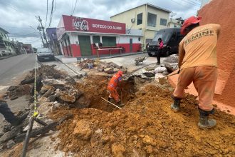 Prefeitura de Manaus realiza obra de melhoria nos sistemas de escoamento de águas pluviais no bairro Santo Antônio