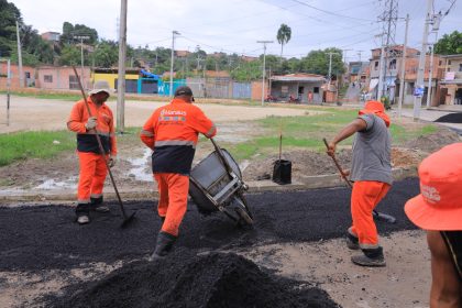 Prefeitura de Manaus leva novo asfalto a via do bairro Gilberto Mestrinho e melhora mobilidade da comunidade