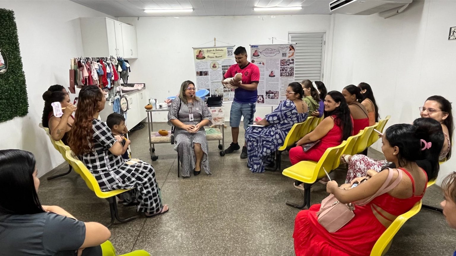 Grupo de grávidas de unidade de saúde da Prefeitura de Manaus realiza primeiro encontro de 2026