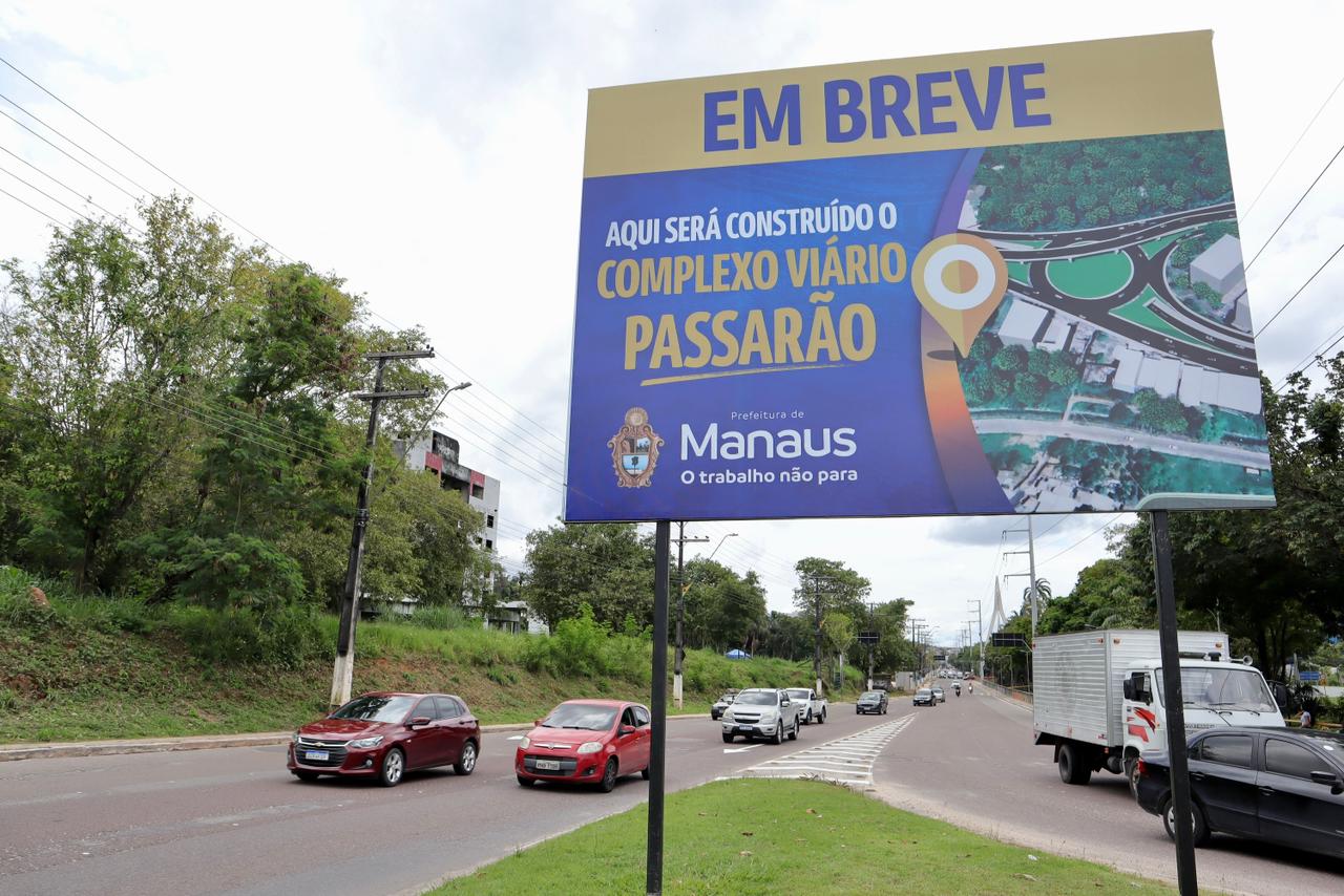 Prefeitura interdita trecho da avenida Coronel Teixeira para obra do complexo viário Passarão