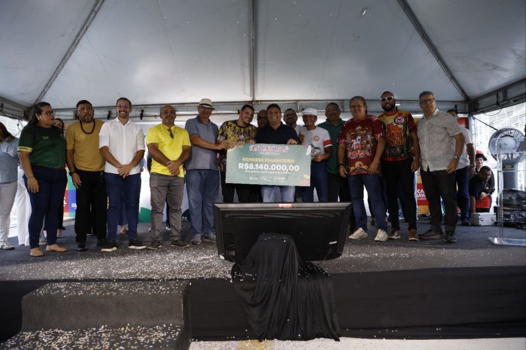 Governo do Amazonas abre o Carnaval da Floresta 2026 e apresenta programação e reforço no esquema de segurança para foliões