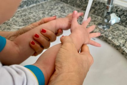 Volta às aulas pede atenção reforçada à saúde das crianças