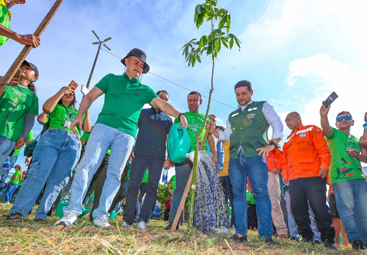 Prefeito David Almeida aprova Plano Municipal de Ação Climática e projeto será enviado para CMM