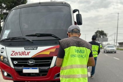 Prefeitura de Manaus realiza operação ‘Transporte Legal’ na avenida do Turismo e apreende veículo irregular
