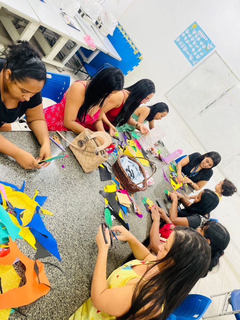 Programação dos Centros de Convivência destaca empoderamento feminino, bullying e síndrome de Down