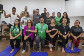 Profissionais do Programa EnvelheSer 60+ recebem capacitação em hidroginástica e pilates pela Sejusc