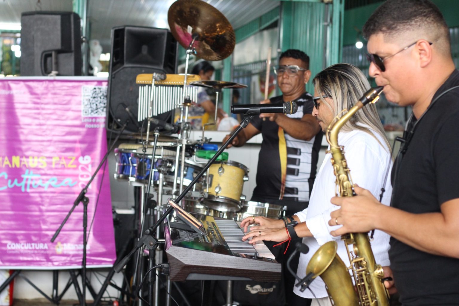 Terceira edição do ‘Beiradão da Cultura’ da prefeitura movimenta a feira modelo da Compensa