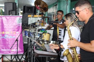 Terceira edição do ‘Beiradão da Cultura’ da prefeitura movimenta a feira modelo da Compensa