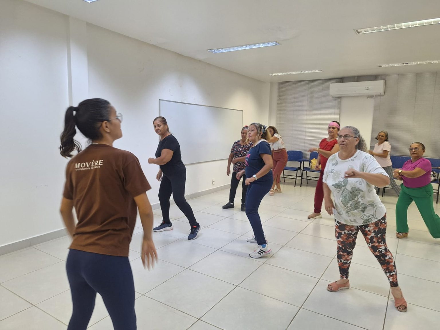 Manausprev inicia atividades de qualidade de vida com turma de dança para aposentados
