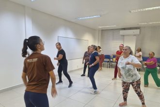 Manausprev inicia atividades de qualidade de vida com turma de dança para aposentados
