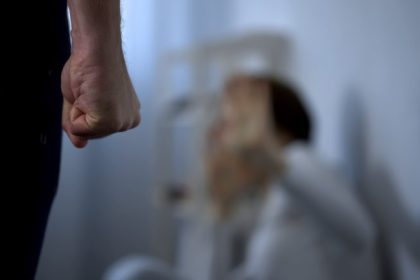 Comissão vota requerimentos sobre violência econômica contra a mulher e Lei do Feminicídio