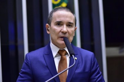 Projeto tipifica crime de sabotagem em redes de telecomunicações